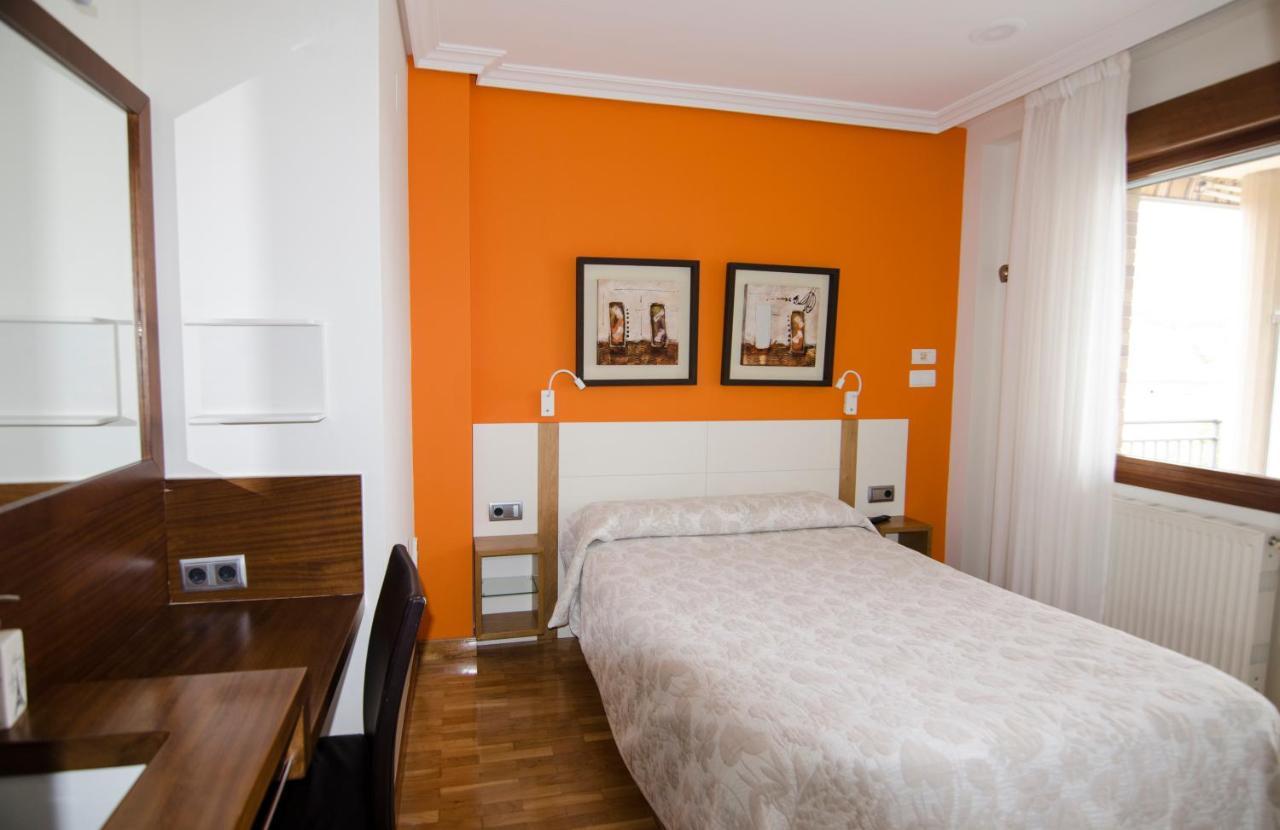 B&B Zaldu Estella Eksteriør billede